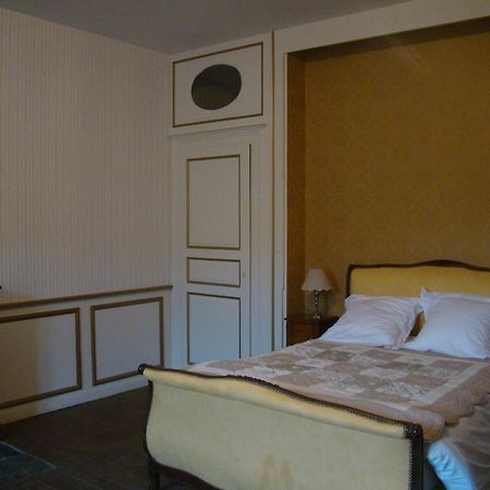 Gentilhommiere Eaux Bleues Bed & Breakfast Ecot-la Combe Екстериор снимка