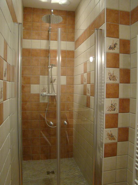 Gentilhommiere Eaux Bleues Bed & Breakfast Ecot-la Combe Екстериор снимка