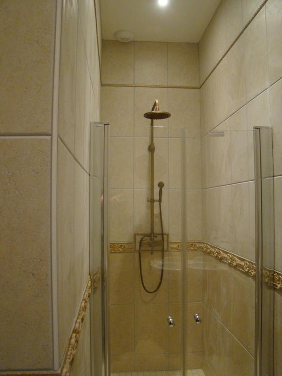 Gentilhommiere Eaux Bleues Bed & Breakfast Ecot-la Combe Екстериор снимка